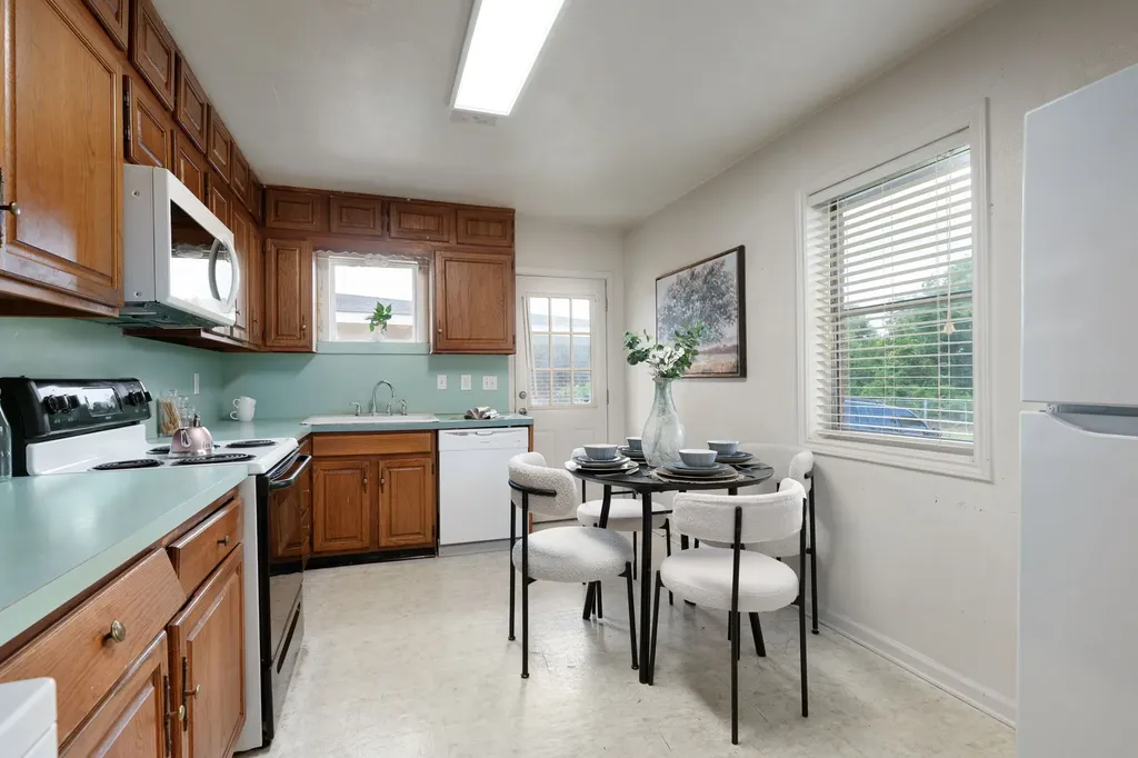 1750 Kirkwood Drive Garland TX 75041