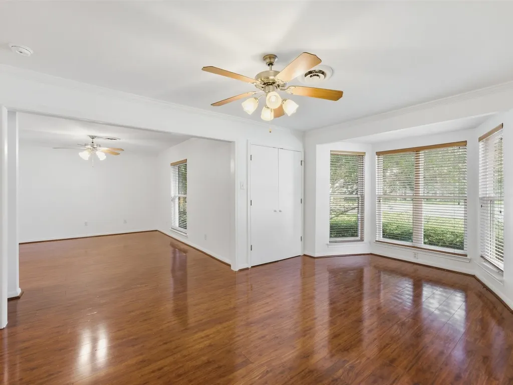 4400 Summercrest Court Fort Worth TX 76109