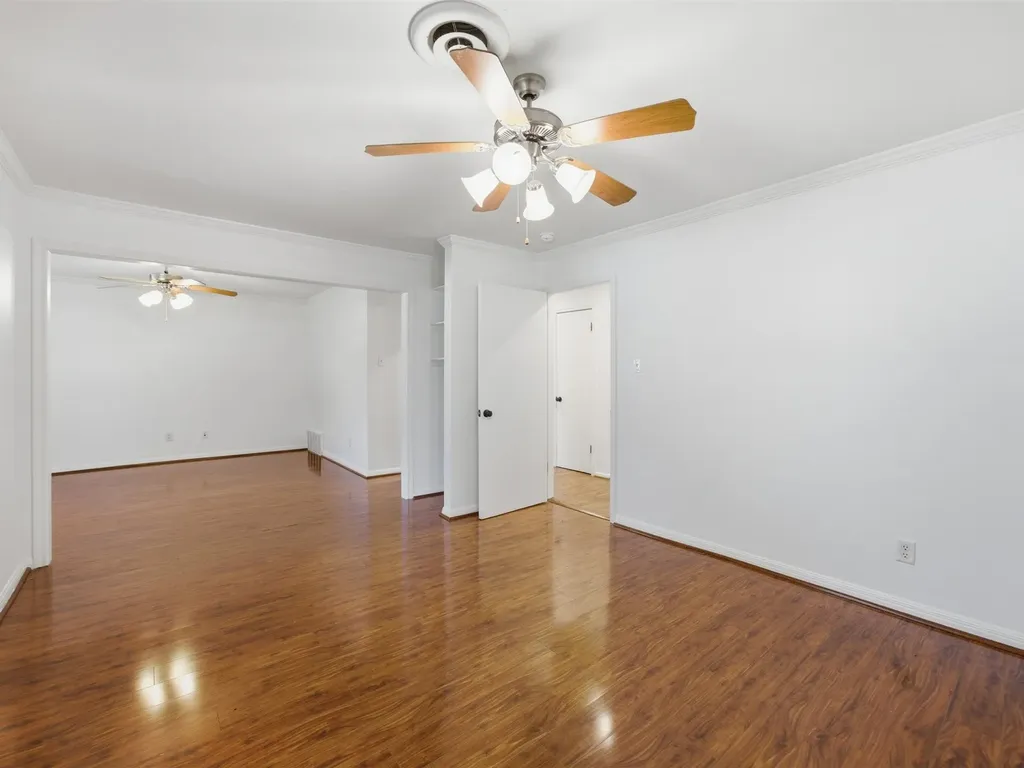 4400 Summercrest Court Fort Worth TX 76109