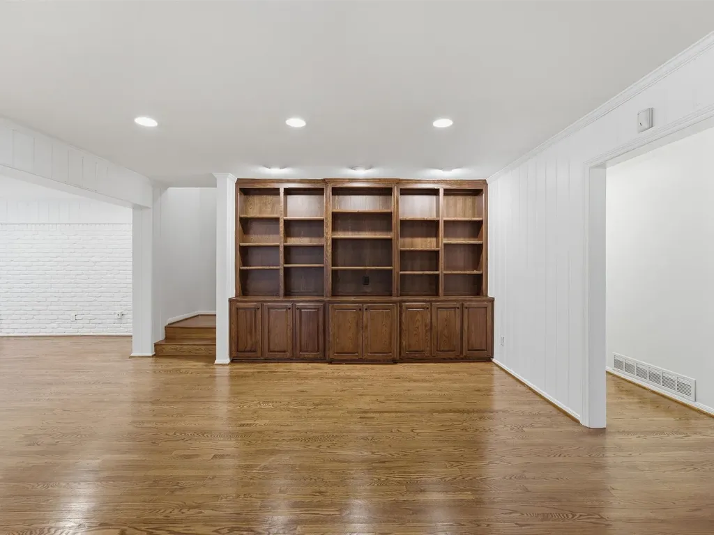 4400 Summercrest Court Fort Worth TX 76109