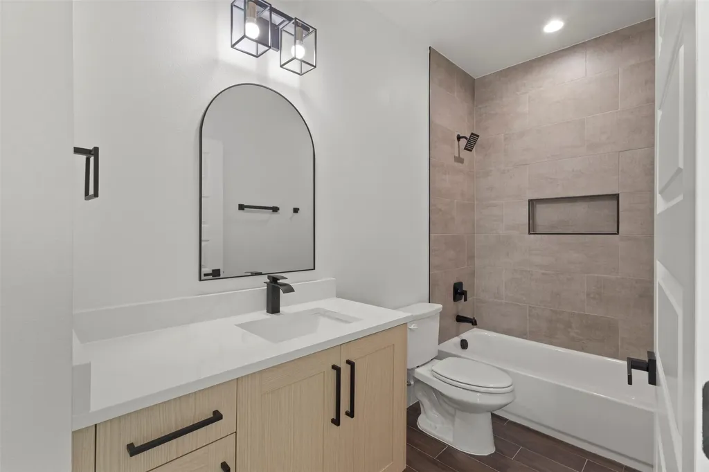 3457 Sanjeev Drive Irving TX 75060