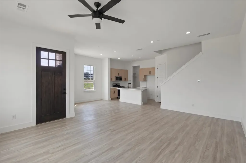 3457 Sanjeev Drive Irving TX 75060