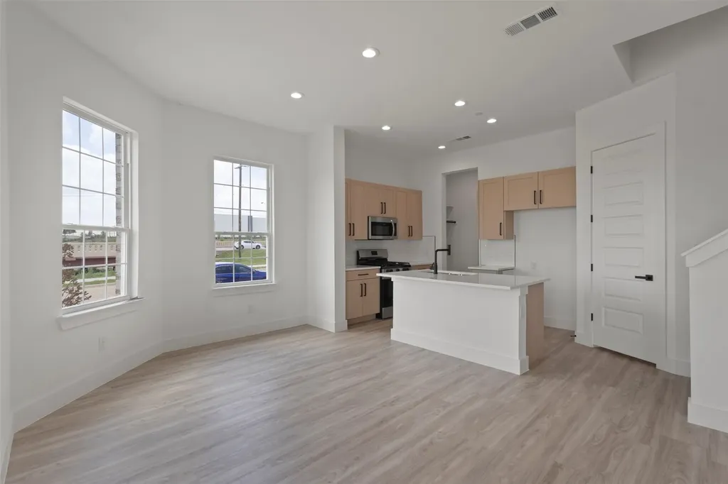 3457 Sanjeev Drive Irving TX 75060