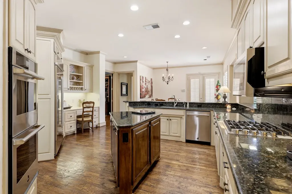 2708 Anders Lane Plano TX 75093