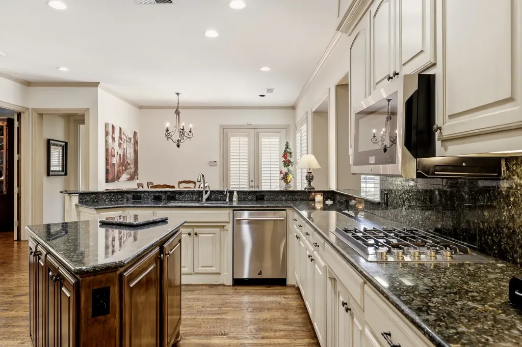 2708 Anders Lane Plano TX 75093