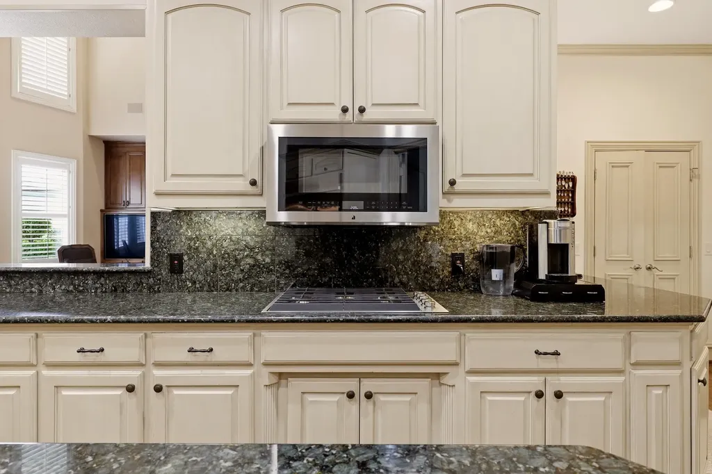2708 Anders Lane Plano TX 75093