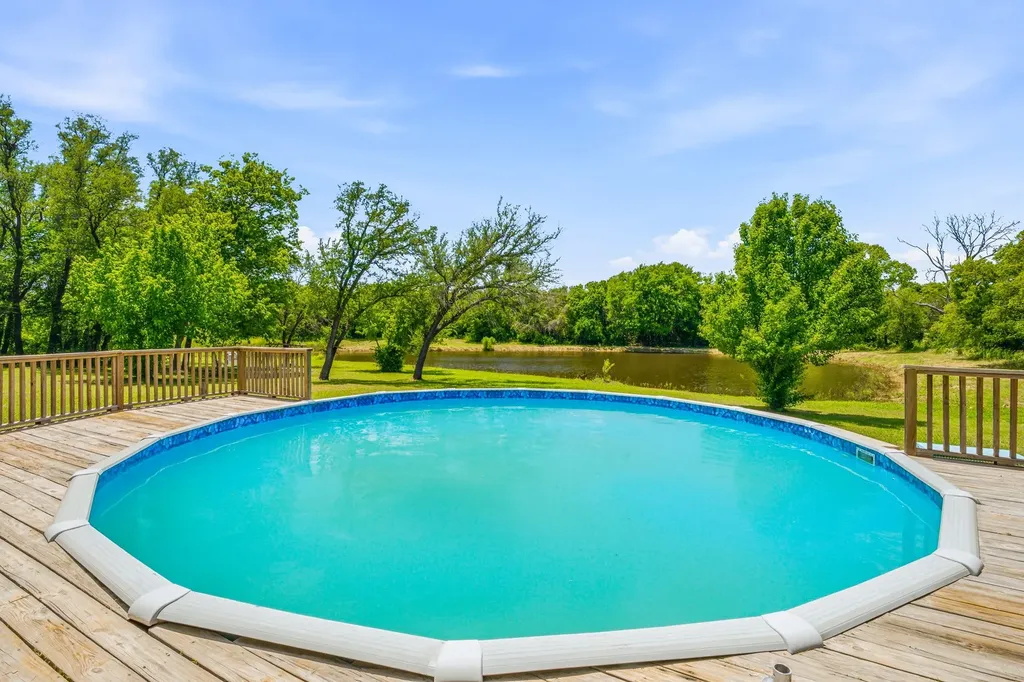 5500 Friendship Road Tolar TX 76476