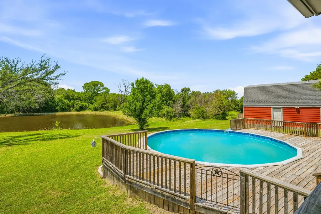 5500 Friendship Road Tolar TX 76476