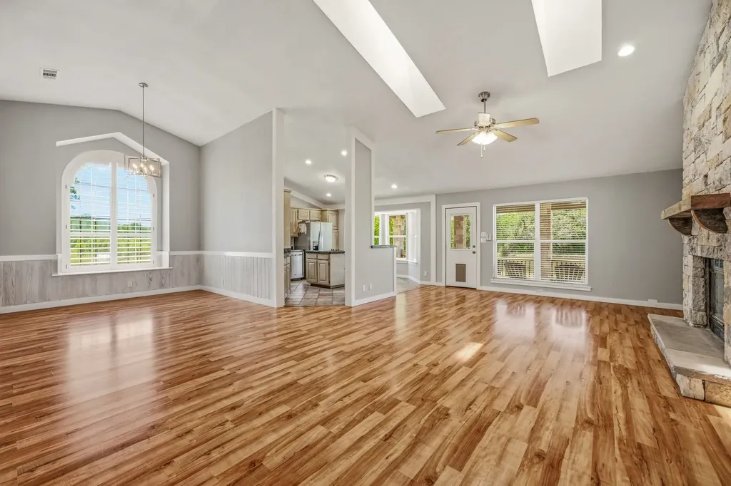 5500 Friendship Road Tolar TX 76476