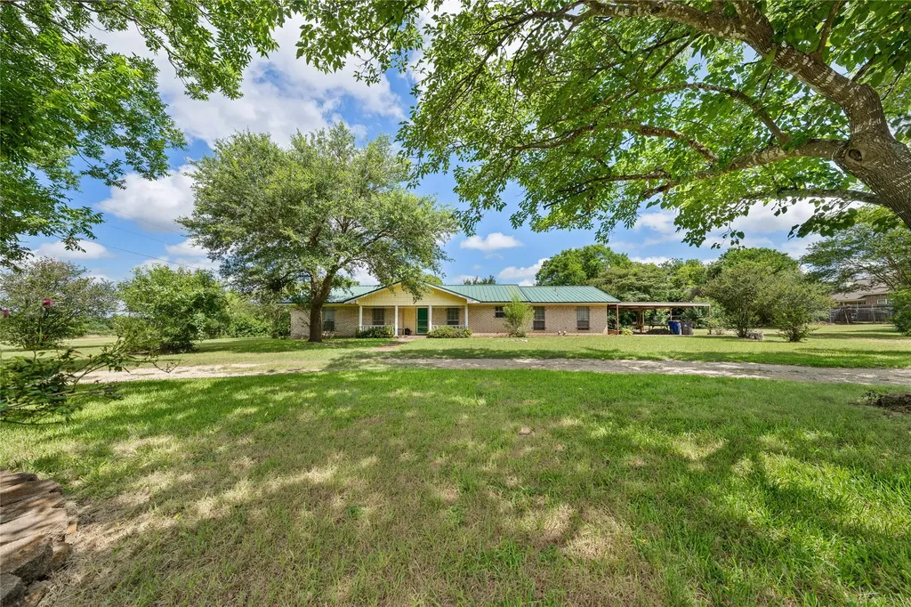 440 Williams Road Lorena TX 76655