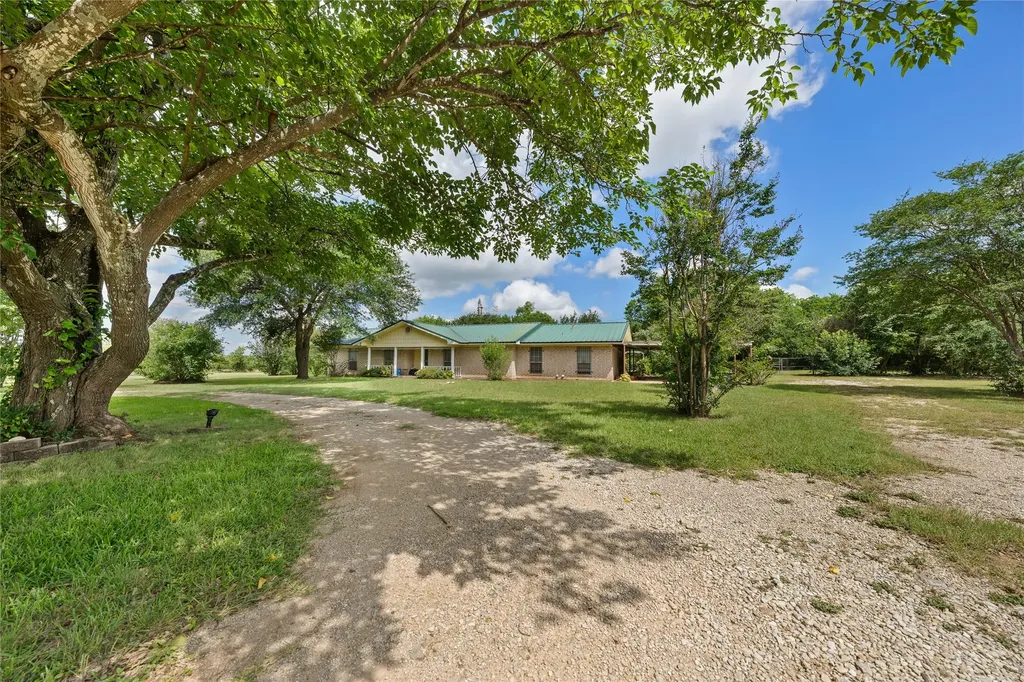 440 Williams Road Lorena TX 76655