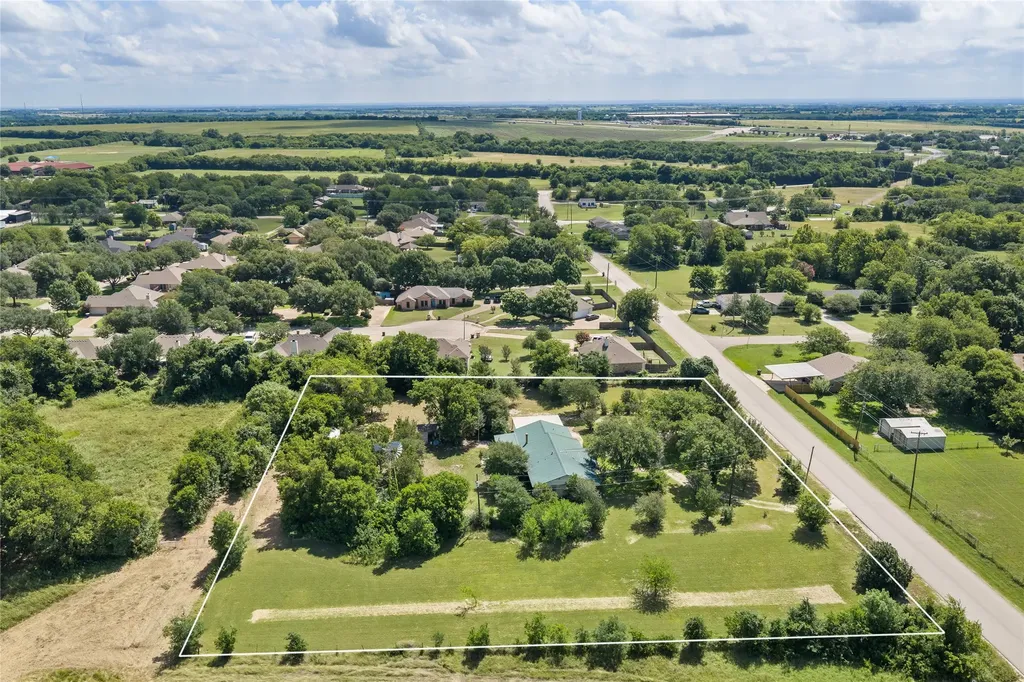 440 Williams Road Lorena TX 76655