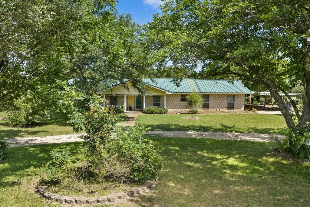 440 Williams Road Lorena TX 76655