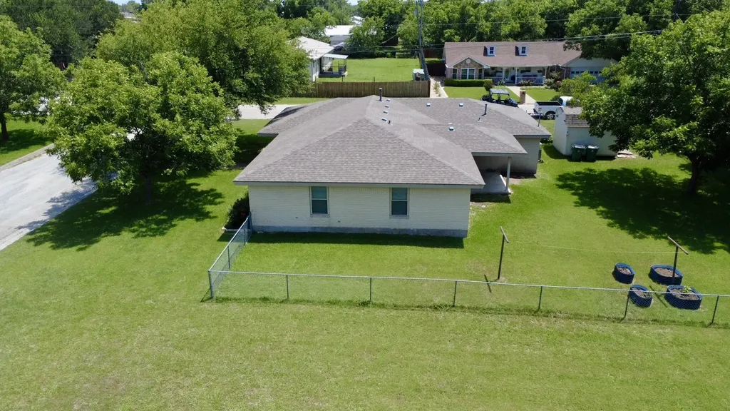 610 Meadowlark Street Hamilton TX 76531