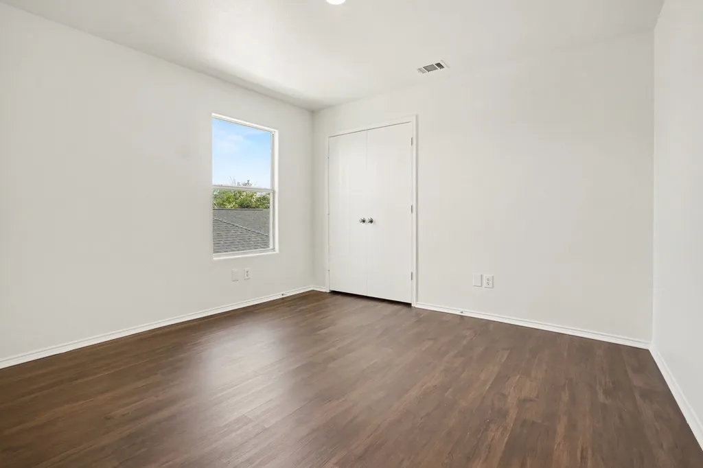 1966 Courtside Drive Dallas TX 75051