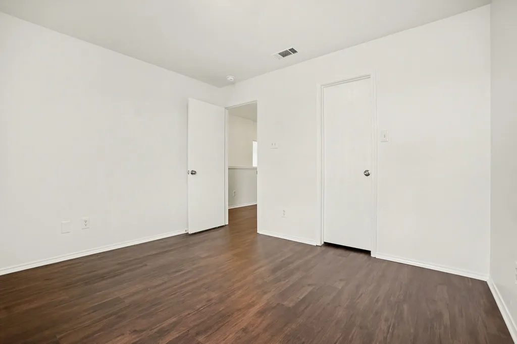 1966 Courtside Drive Dallas TX 75051