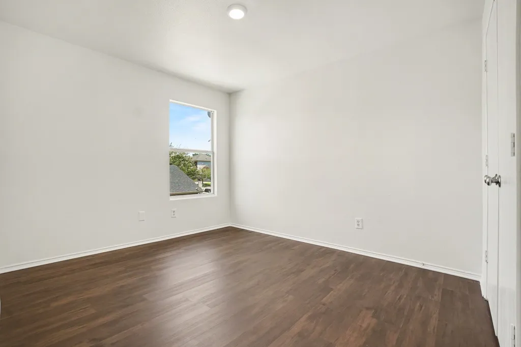 1966 Courtside Drive Dallas TX 75051