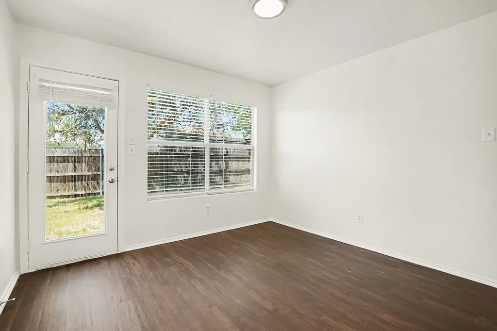 1966 Courtside Drive Dallas TX 75051