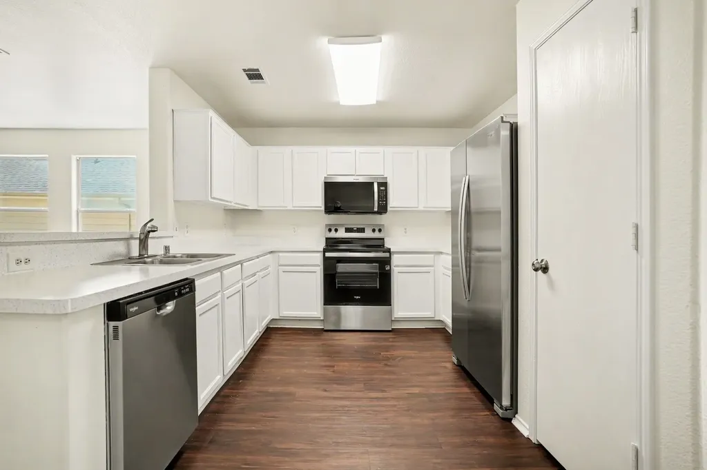 1966 Courtside Drive Dallas TX 75051