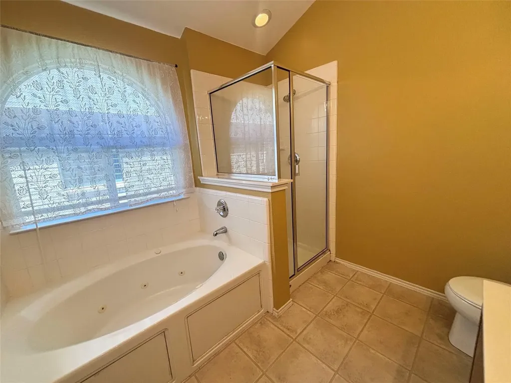 209 Moonlight Drive Euless TX 76039