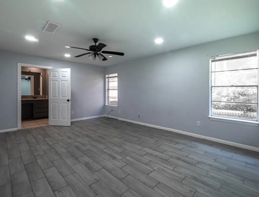 605 Blue Lake Drive Fort Worth TX 76103