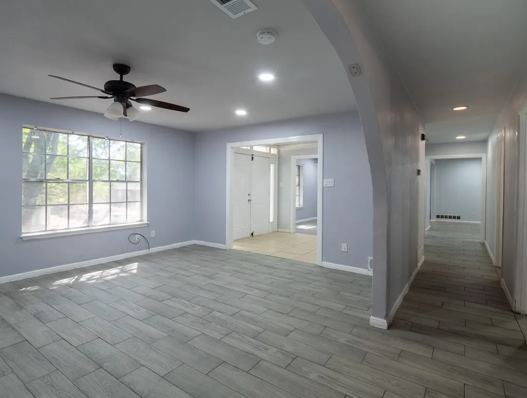 605 Blue Lake Drive Fort Worth TX 76103
