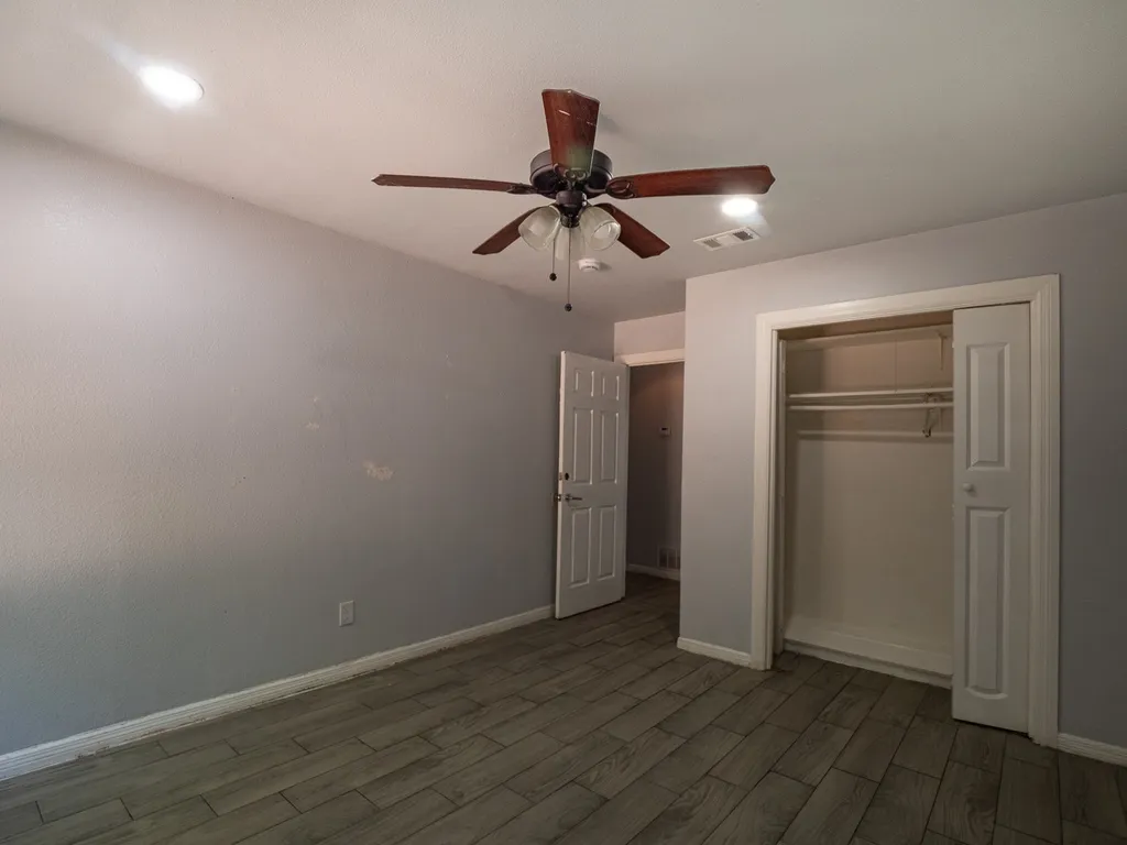 605 Blue Lake Drive Fort Worth TX 76103
