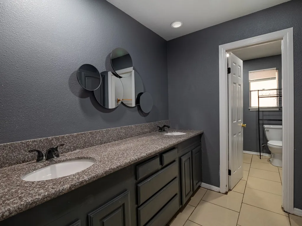 605 Blue Lake Drive Fort Worth TX 76103