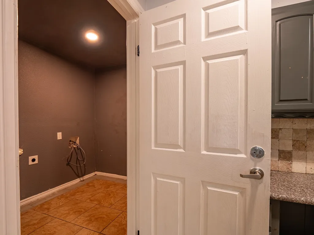605 Blue Lake Drive Fort Worth TX 76103