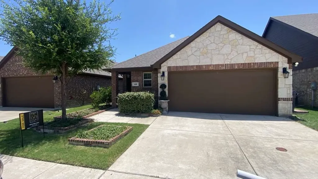 128 Morgan Drive Red Oak TX 75154