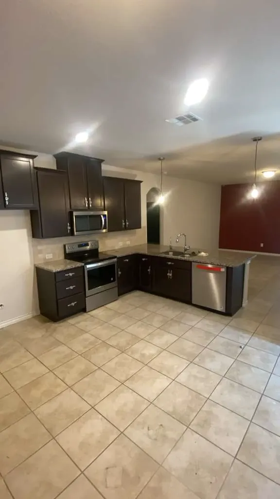128 Morgan Drive Red Oak TX 75154
