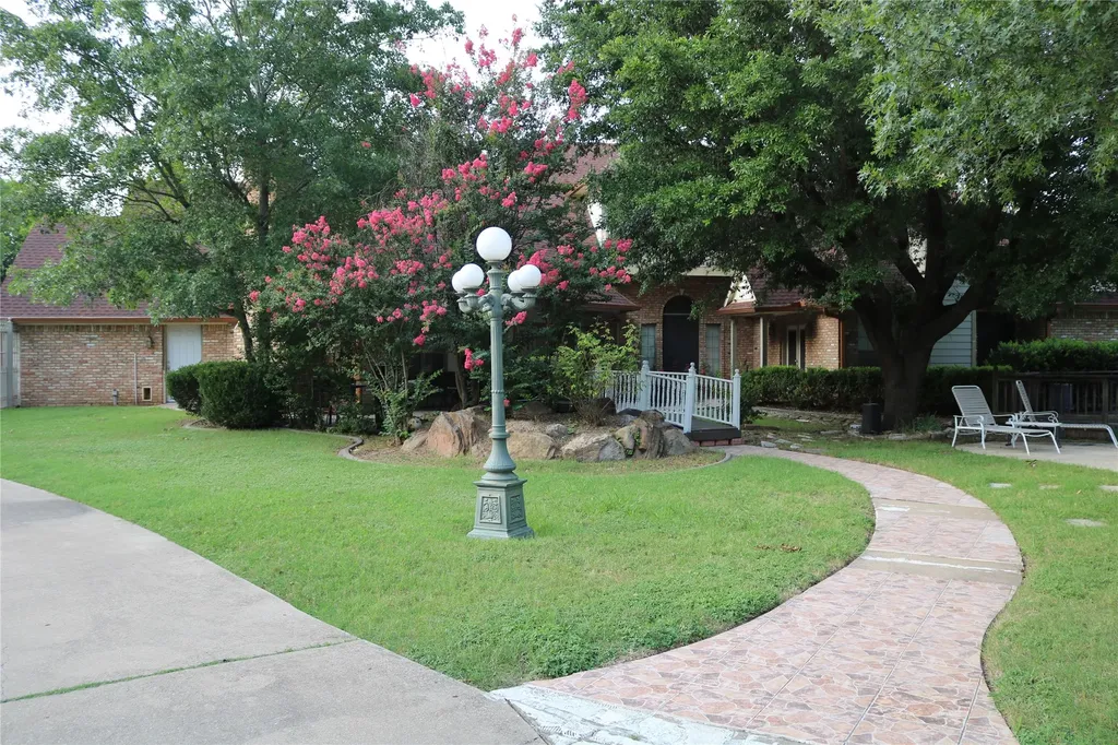 3010 Saint Lo Irving TX 75060
