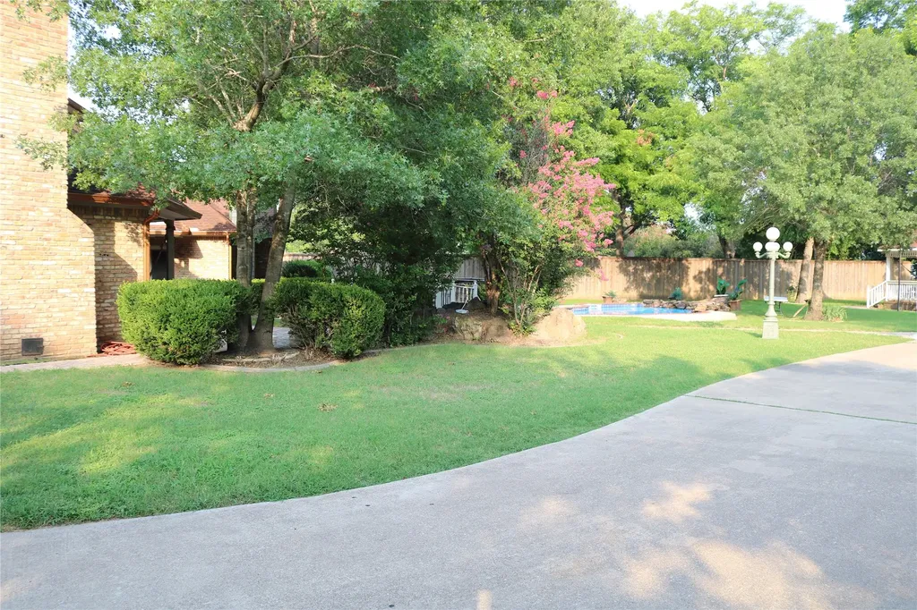 3010 Saint Lo Irving TX 75060