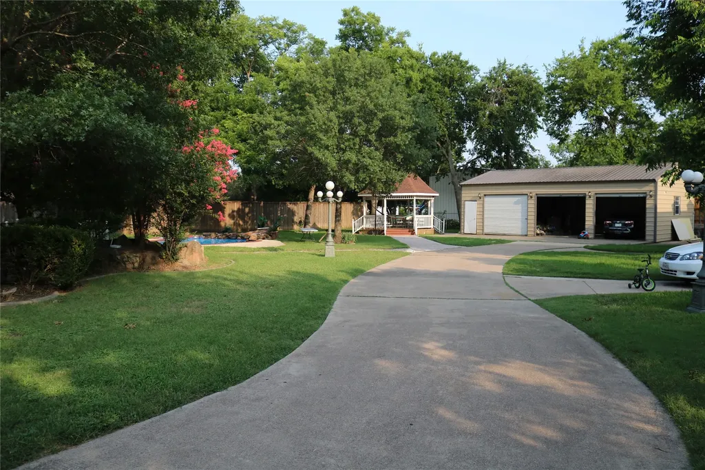 3010 Saint Lo Irving TX 75060