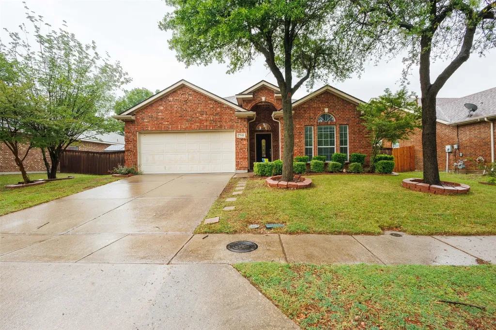 7048 Summit Parc Drive Dallas TX 75249