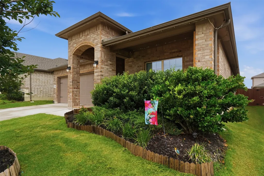 2220 Dyre Drive Haslet TX 76052
