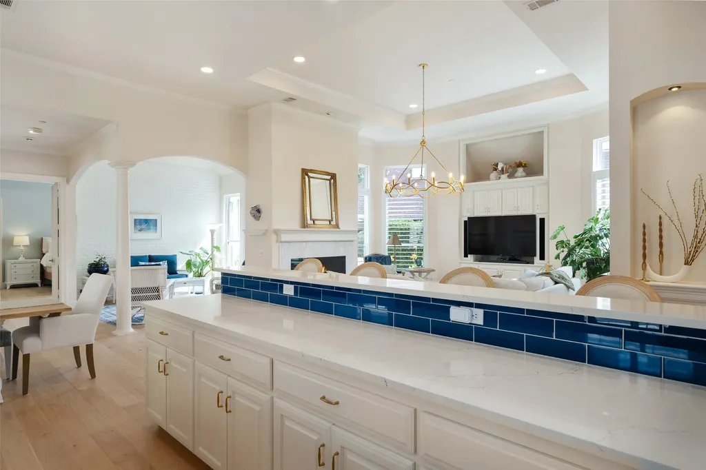 14725 Celestial Place Addison TX 75254