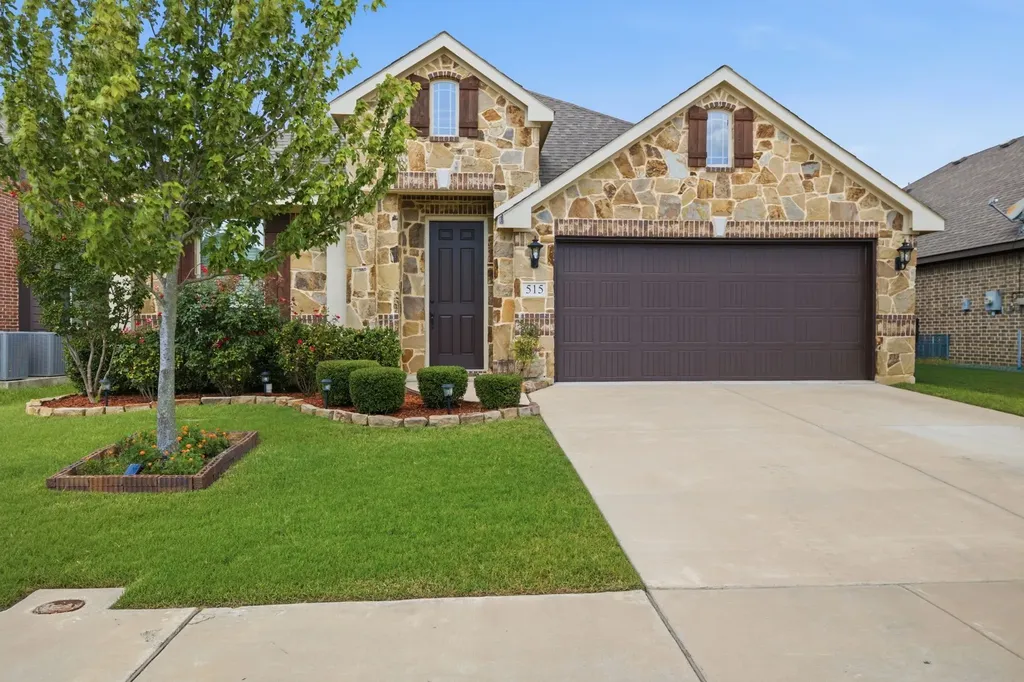 515 Lakeview Drive Alvarado TX 76009