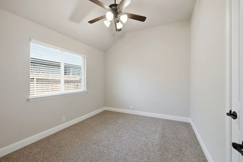 515 Lakeview Drive Alvarado TX 76009