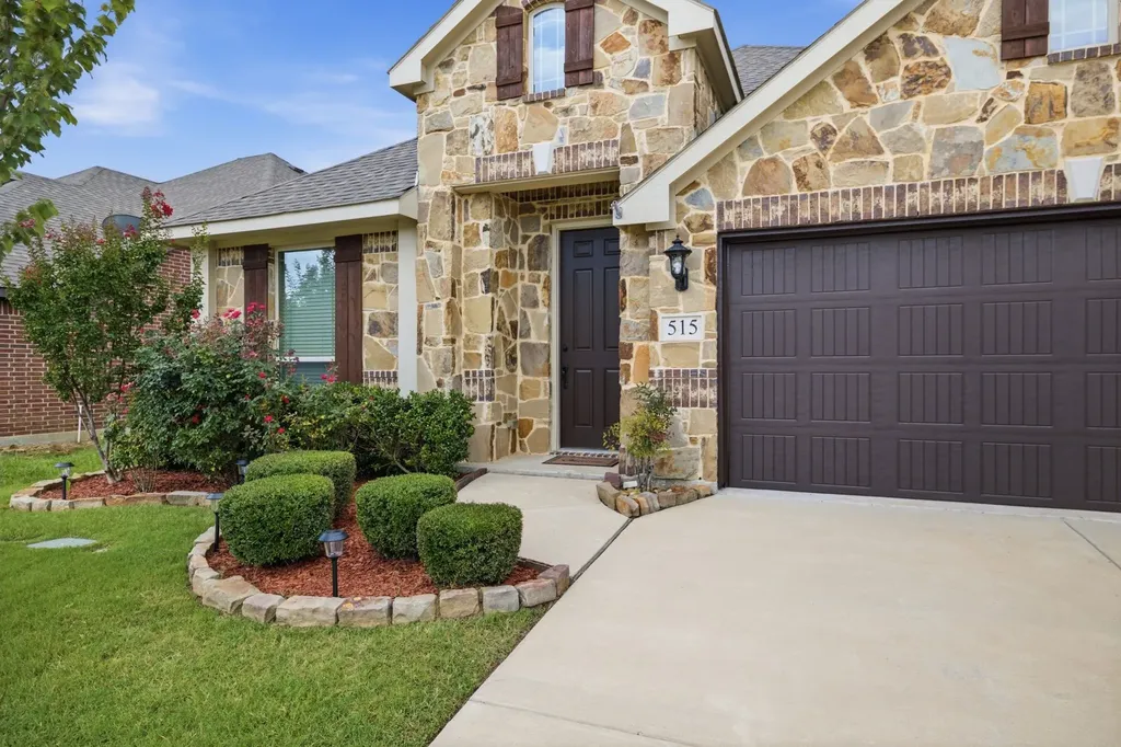 515 Lakeview Drive Alvarado TX 76009