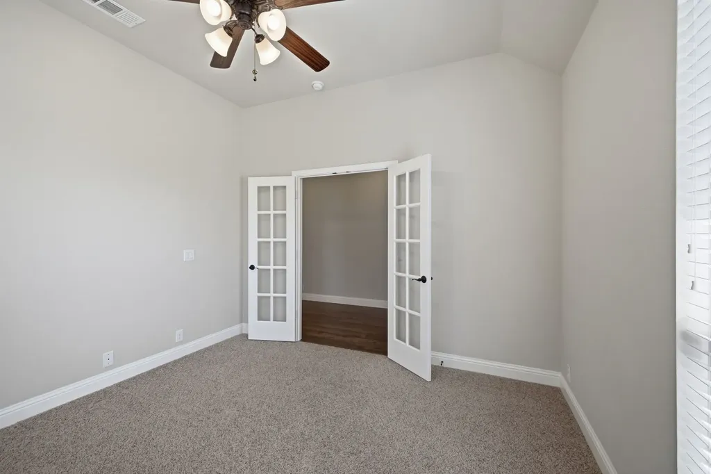 515 Lakeview Drive Alvarado TX 76009