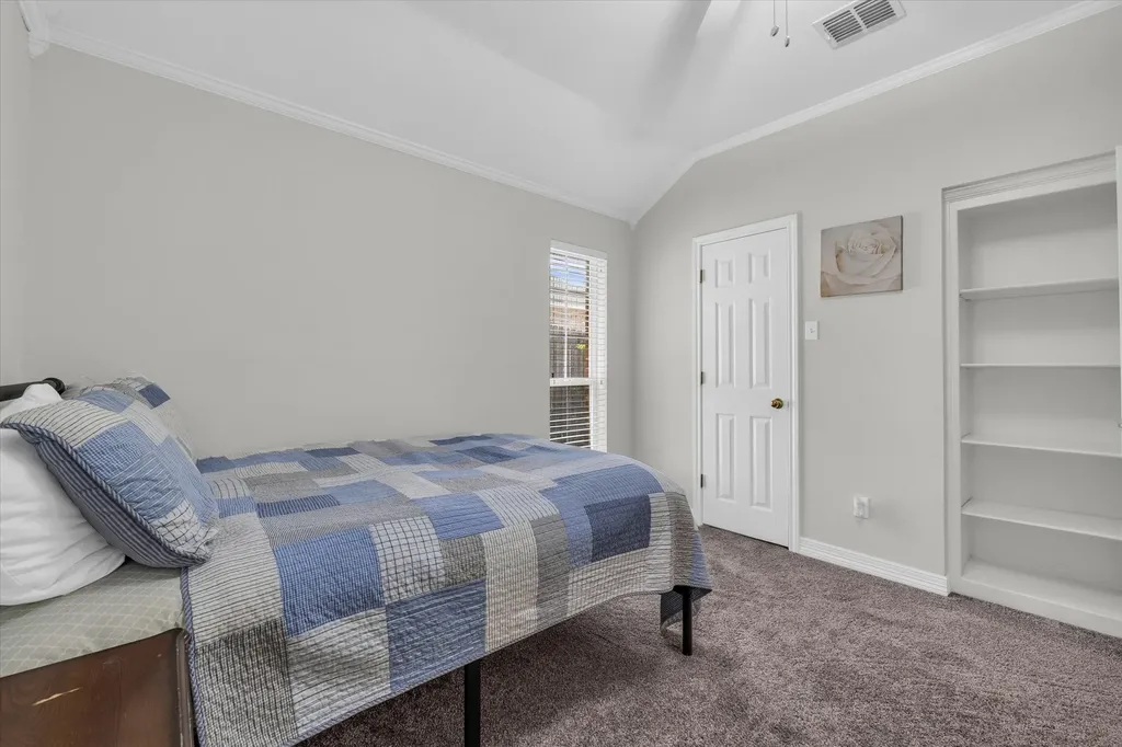 1304 Darbyton Drive Hewitt TX 76643