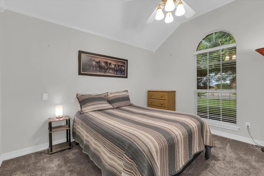 1304 Darbyton Drive Hewitt TX 76643