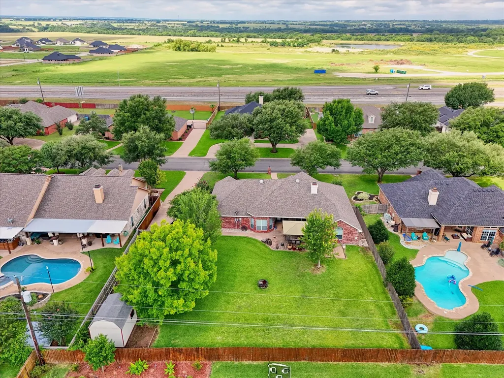 1304 Darbyton Drive Hewitt TX 76643