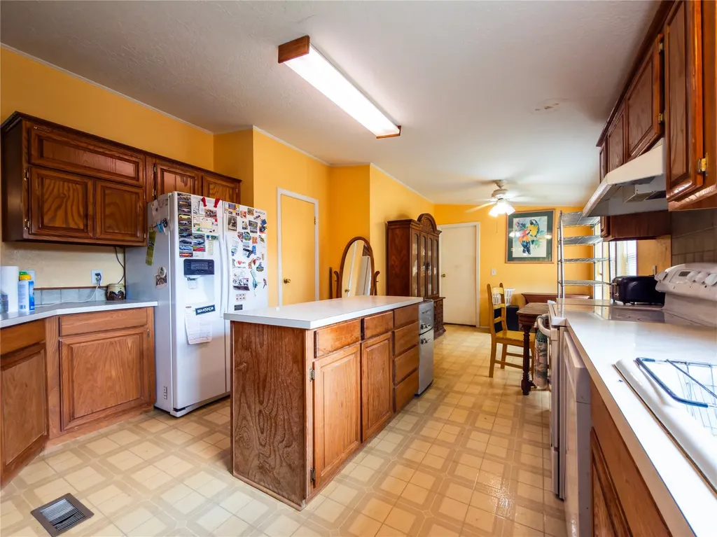 166 Private Road 1387 Morgan TX 76671