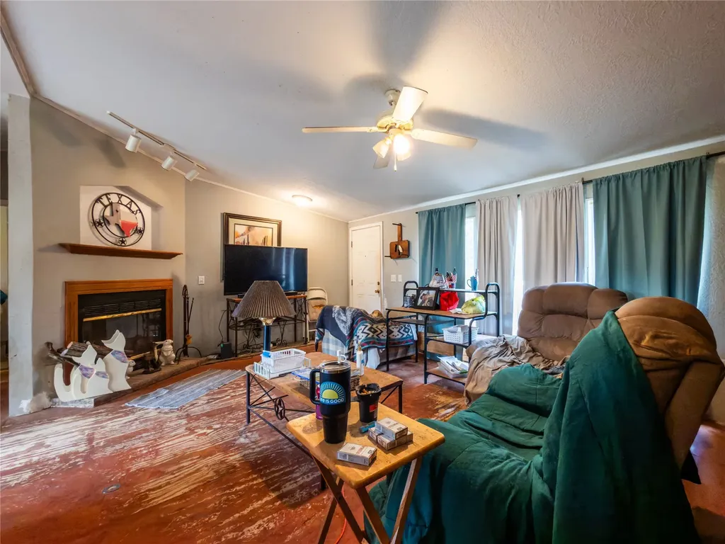 166 Private Road 1387 Morgan TX 76671