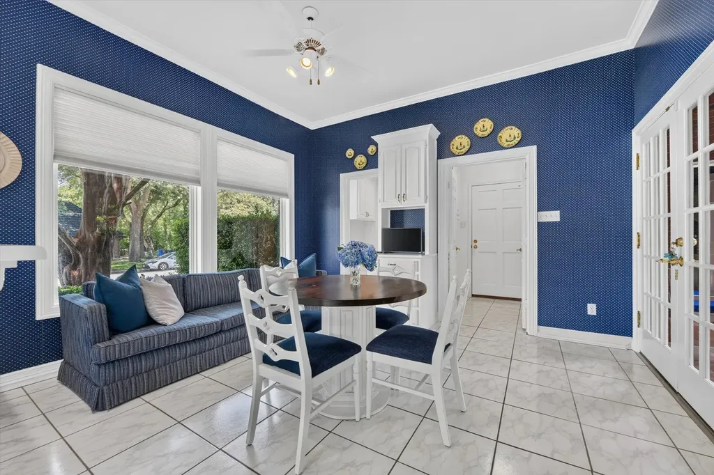 4305 Green Meadow Street E Colleyville TX 76034