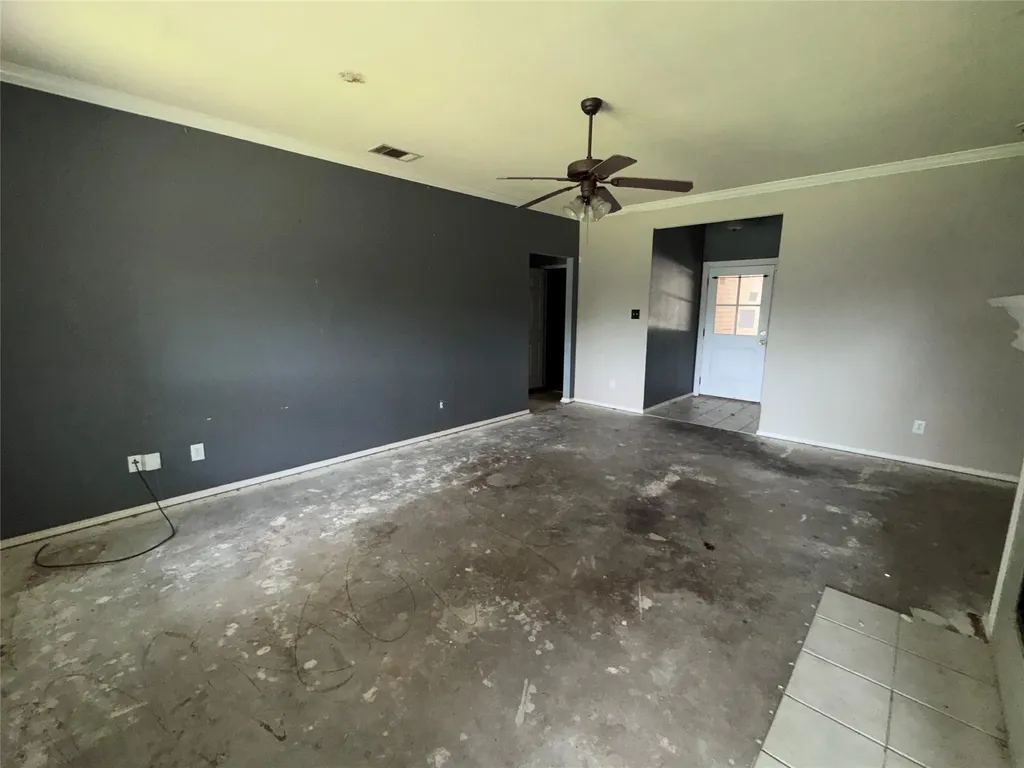 517 Birch Street Crowley TX 76036