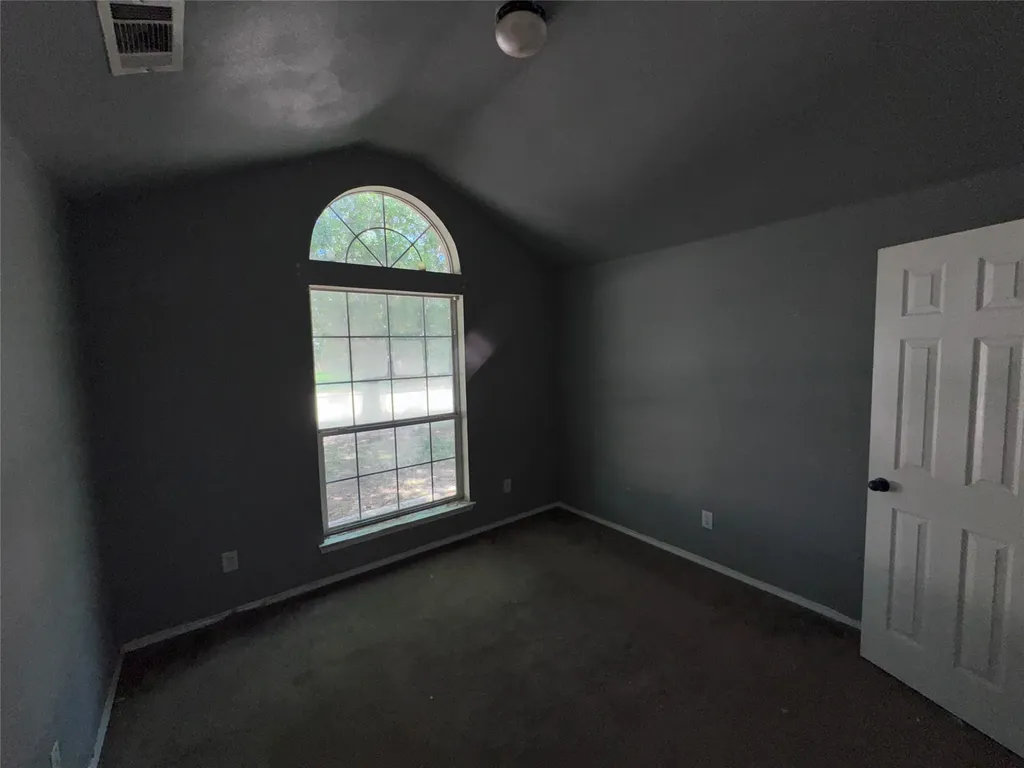 517 Birch Street Crowley TX 76036
