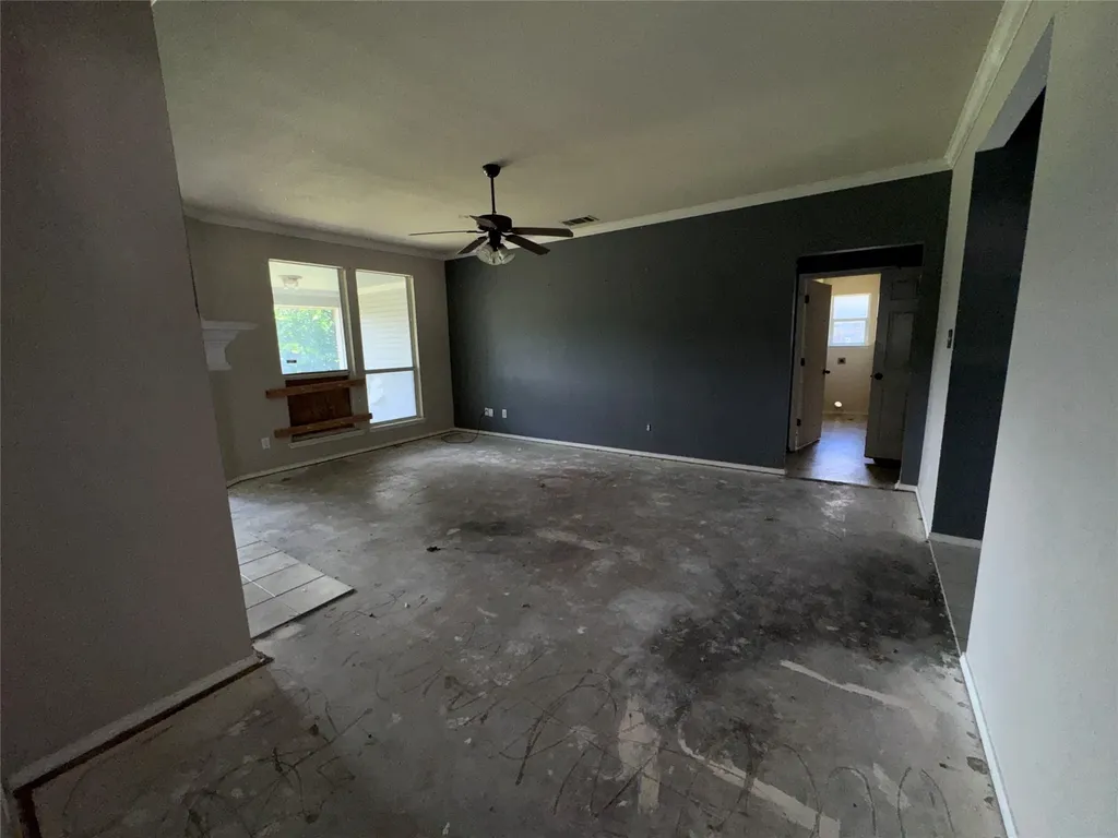 517 Birch Street Crowley TX 76036